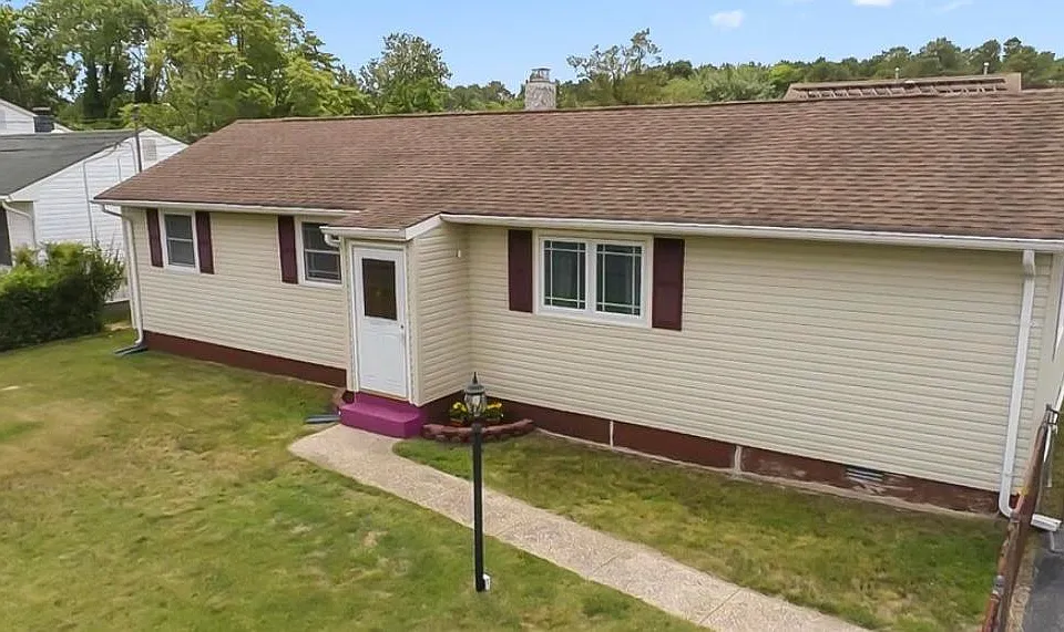 321 Lockheed Rd