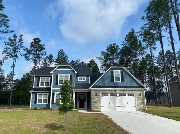 201 Thistleberry Dr, Aberdeen, NC 28315