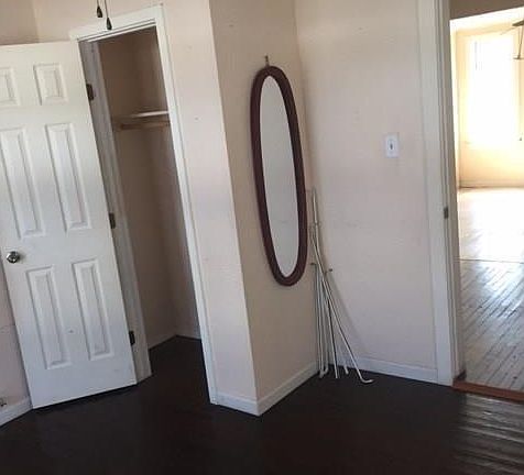 5th image of 3101 Greenwood Dr