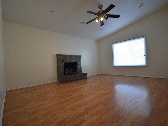 2nd image of 6645 Navio Dr