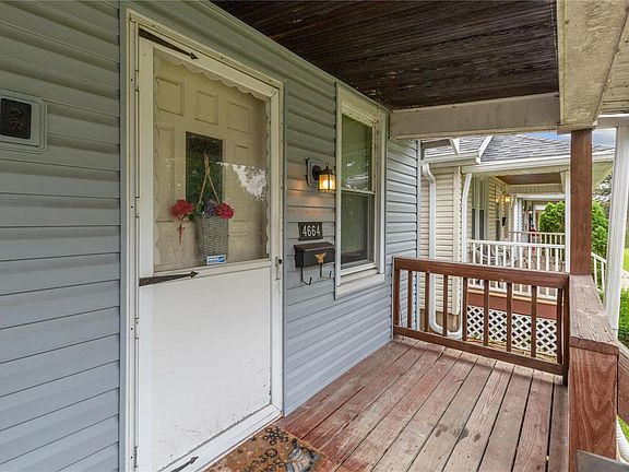 2nd image of 4664 Dewey Ave