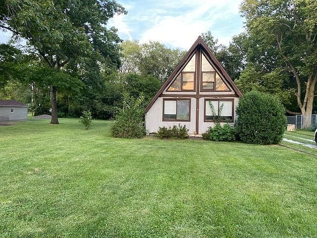 2nd image of 3544 Ferndale Ave
