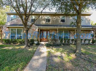 5930 Boyce Springs Dr, Houston, TX 77066