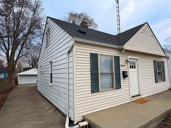 3rd image of 24056 Lehigh St