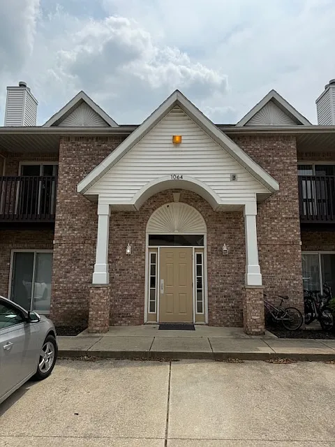 1074 Cumberland Ave