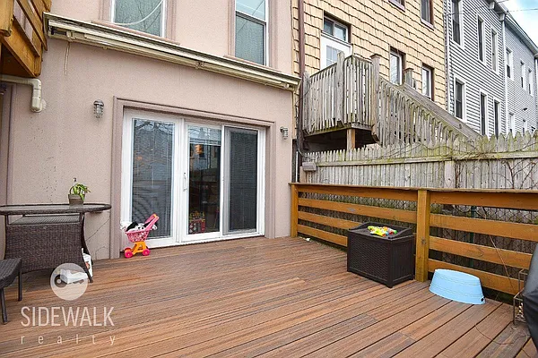 Rented by Sidewalk Realty LLC | media 17