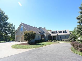 1810 S English Station Rd, Jeffersontown, KY 40299