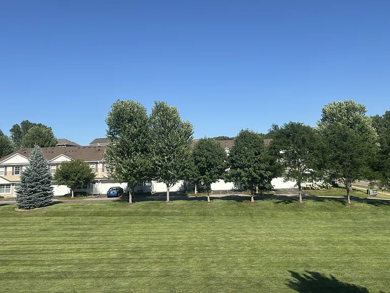 Green Space (View Upper LVL)