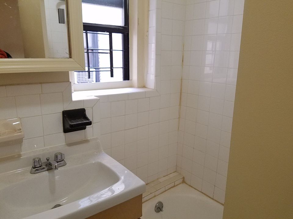 2nd image of 530 W 163rd St APT 4A