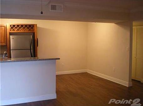 4th image of 300 Palm Cir W APT 101