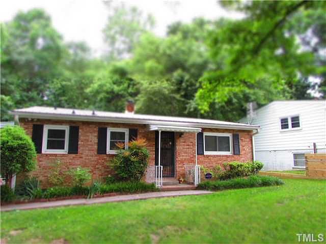1st image of 2105 Eastwood Dr