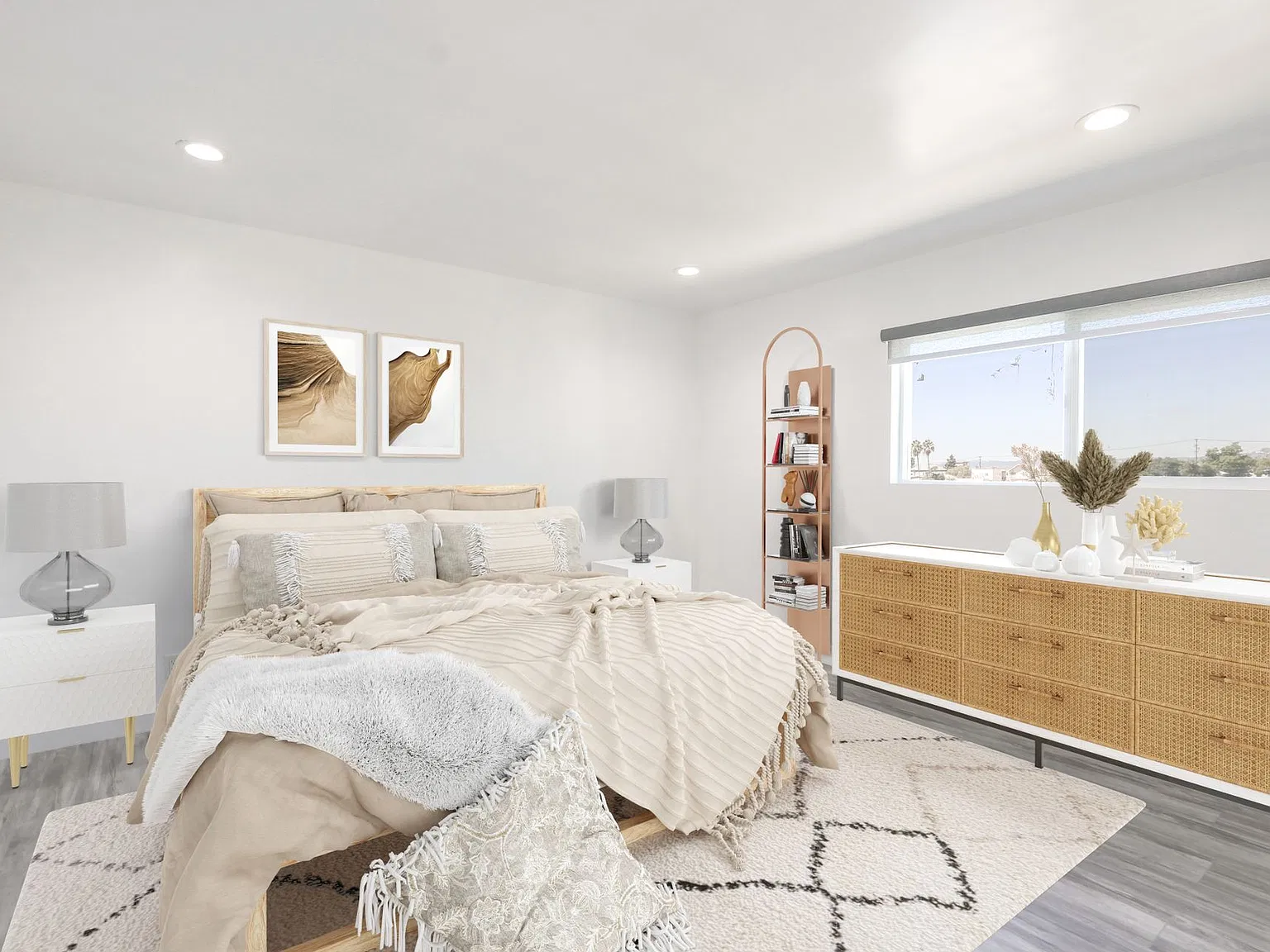 451 Coronado Terrace Apartments — Photo 3