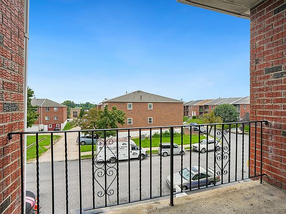 4th image of 9168 Ellie Dr #B