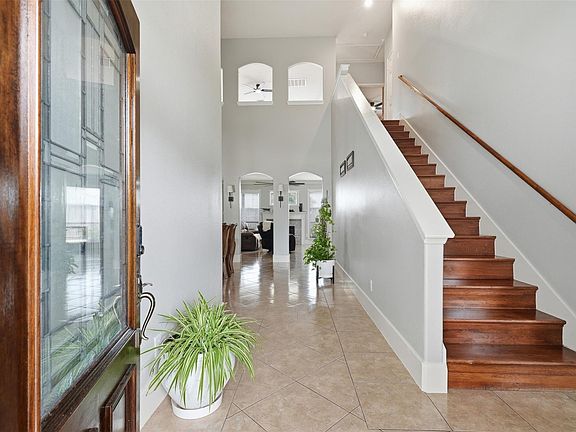 5th image of 4015 Tulip Glen Ct
