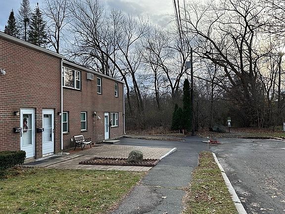 2nd image of 38 Saco St #38