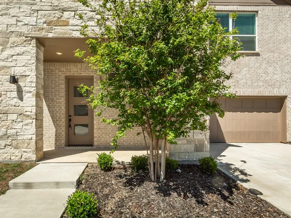 912 Banyan Tree Ln, Richardson, TX 75081