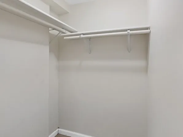 77 Sherman Place image 16 of 19