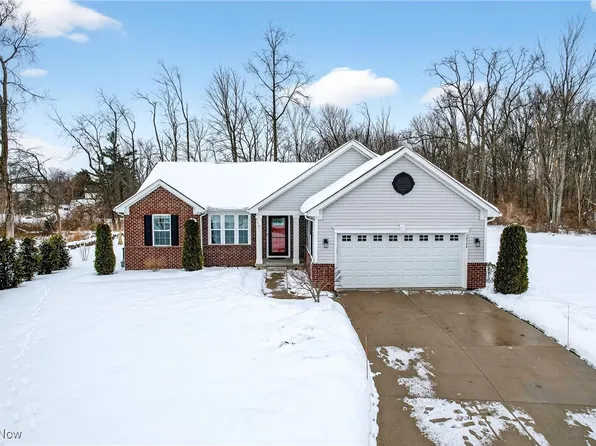 36544 Annie Ln, North Ridgeville, OH 44039
