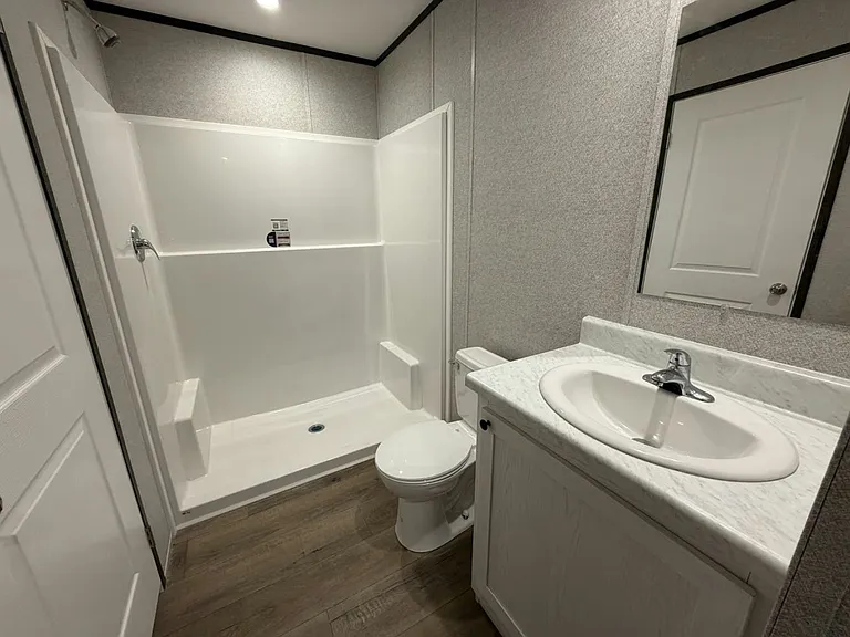 204 Lakeside Garden Cir #204 — Photo 30