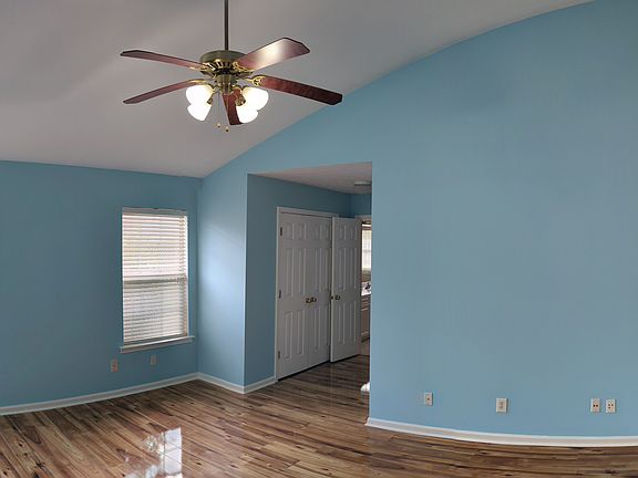 4th image of 9400 Colleton Way
