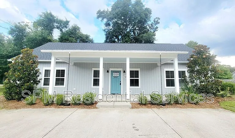 5047 Wrightsville Ave — Photo 1