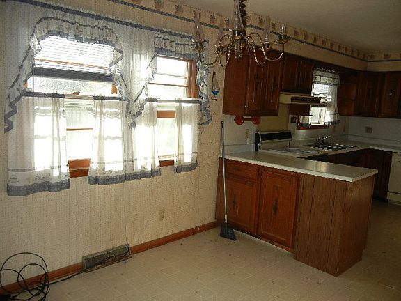3rd image of 29165 State Hwy W
