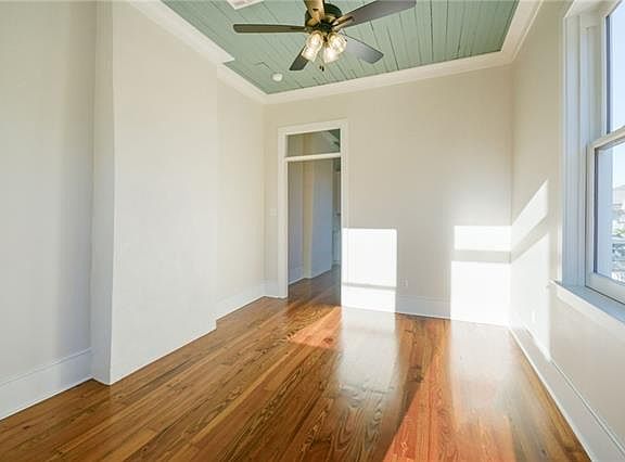 4th image of 8605 Green St