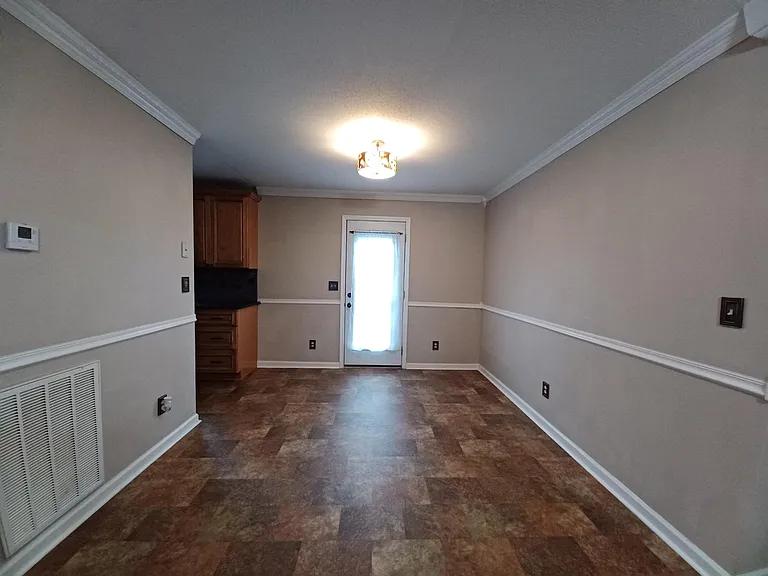 3200 N Senseney Cir — Photo 3