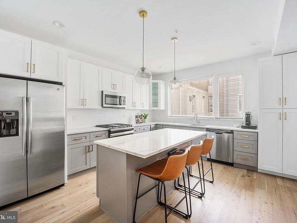 1st image of 1925 Palethorp St