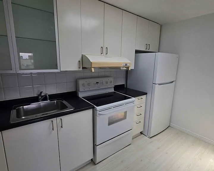610 Concession St #1 — Photo 18