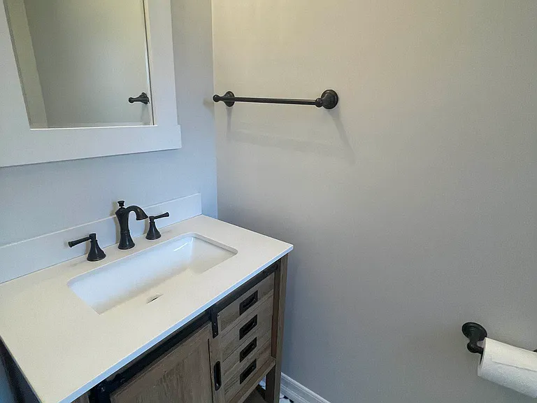 28-19 Ditmars Blvd #1 — Photo 11
