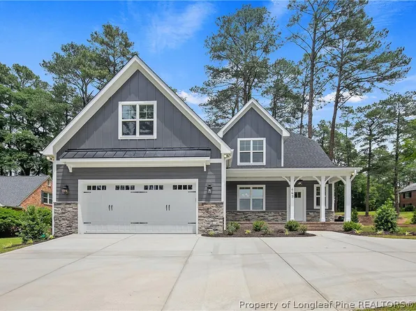 443 Holly Ln, Fayetteville, NC 28305