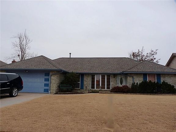 2nd image of 132 E Platt Dr