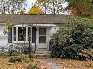 110B Robin Hood Dr, Exeter, NH 03833
