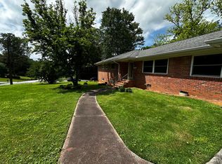 775 Densley Dr, Decatur, GA 30033