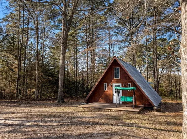 355 Redbud Dr, Harleton, TX 75651