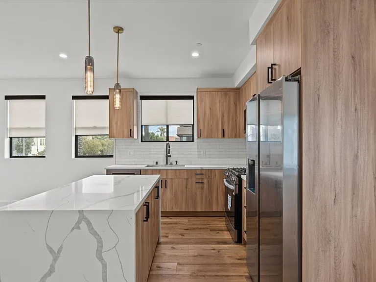 1161 Browning Blvd — Photo 4
