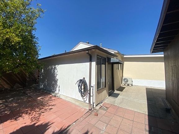 2nd image of 2394 Mayfield Ave