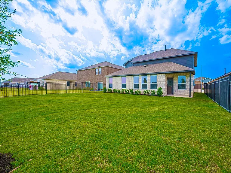 27231 Blue Pool Dr — Photo 26