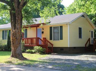 4218 Hiddenbrook Dr, Charlotte, NC 28205