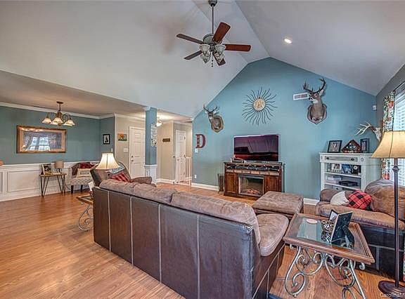5th image of 5503 Mallard Ln