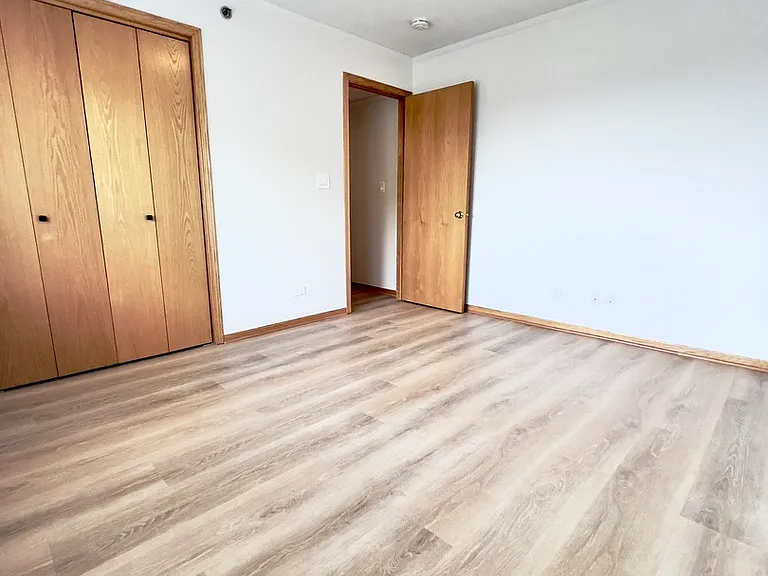 10418 S Keating Ave #3A — Photo 31