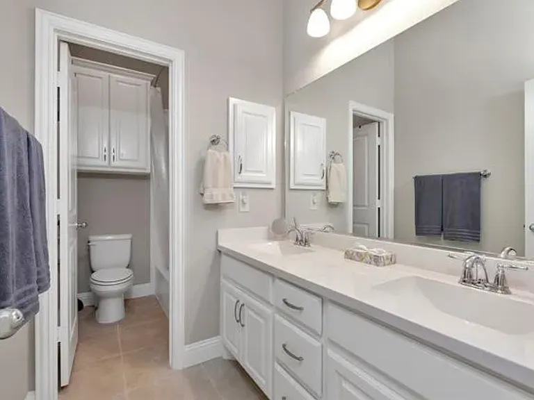 7013 Cross Point Ln — Photo 33