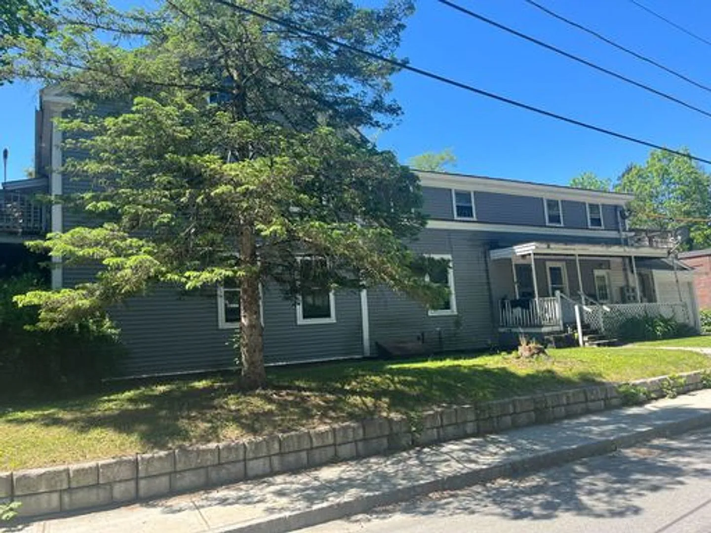 9 Court Street — Photo 2