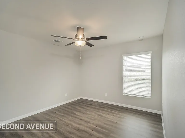 1150 NW 19th Pl — Photo 17