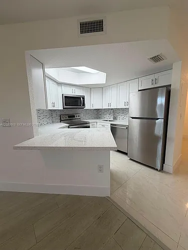 8235 Lake Dr Photo 1