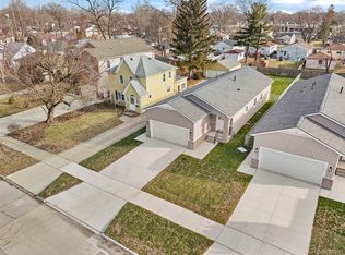 4833 Harding St, Dearborn Heights, MI 48125