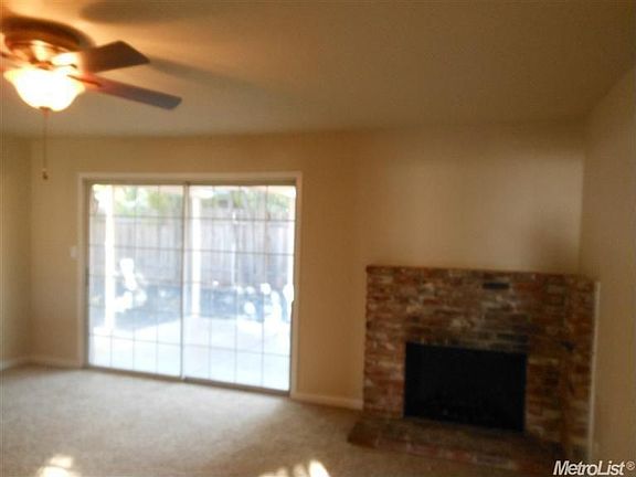 4th image of 5879 Woodleigh Dr