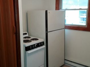 1890 Palm Dr #C, Charleston, WV 25312