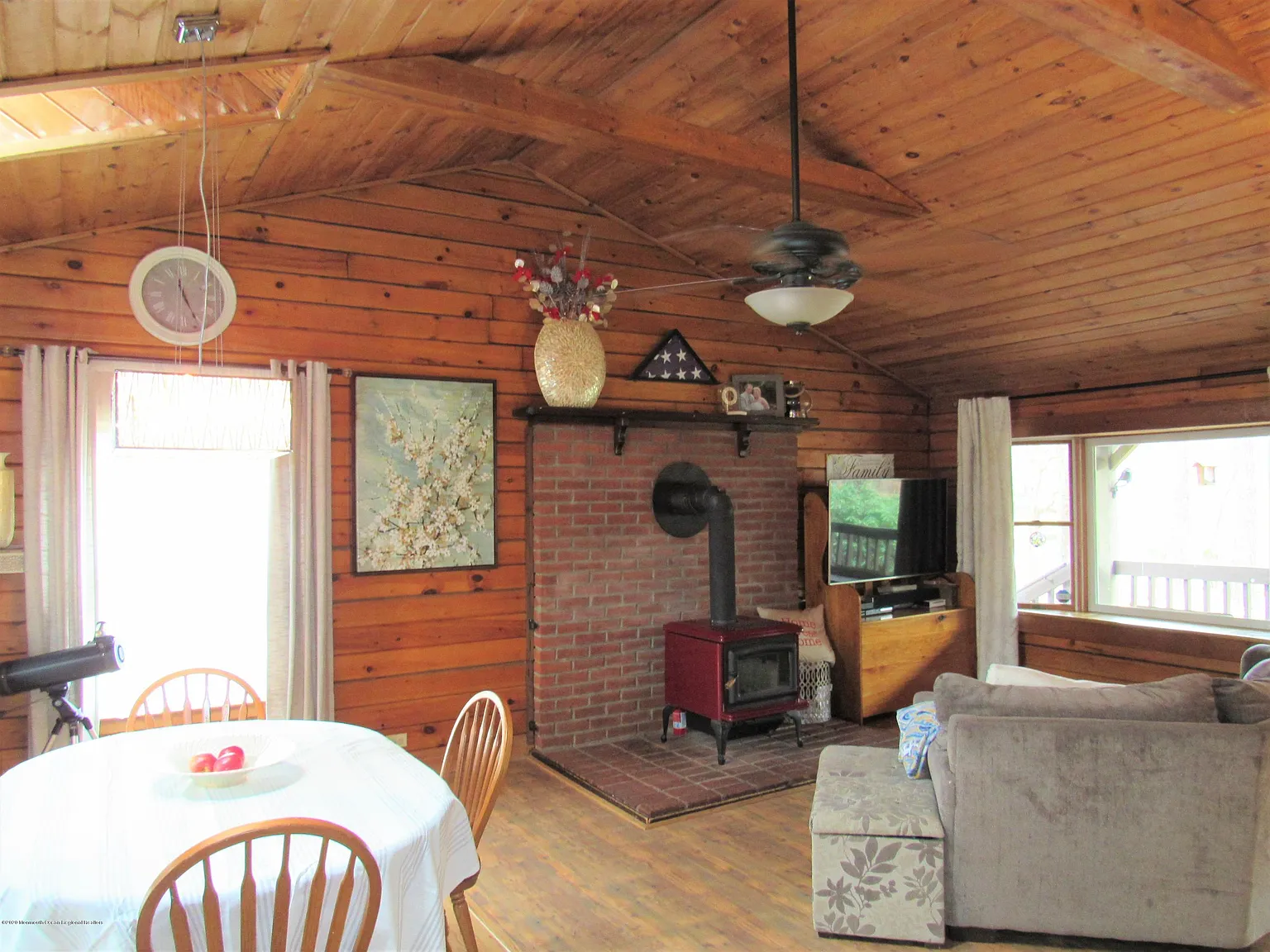 781 Cassville Rd photo 1